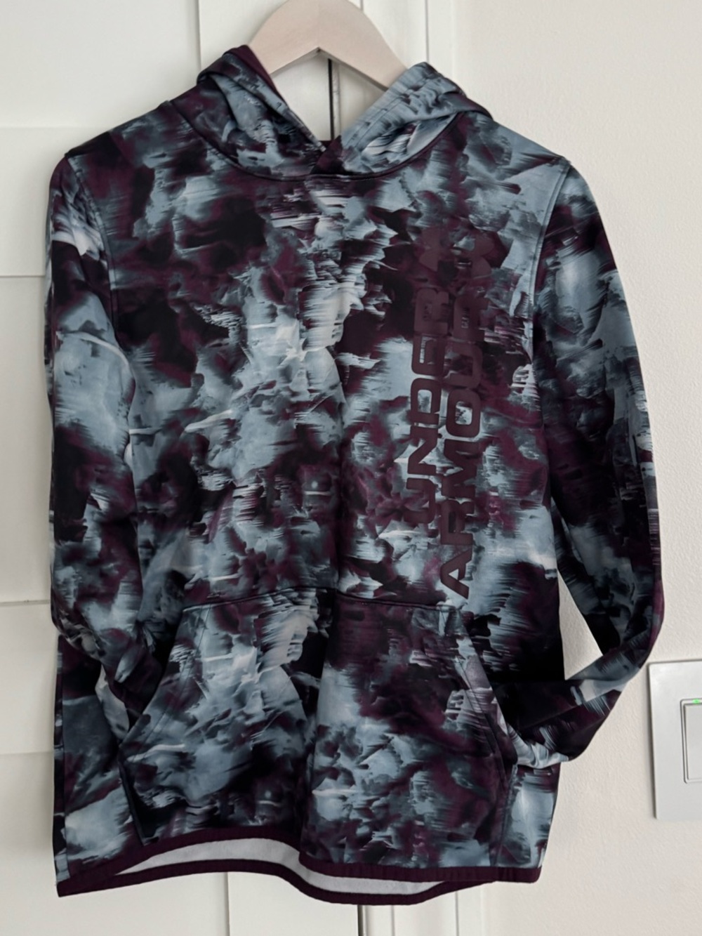 UnderArmour Hooded Top L Youth